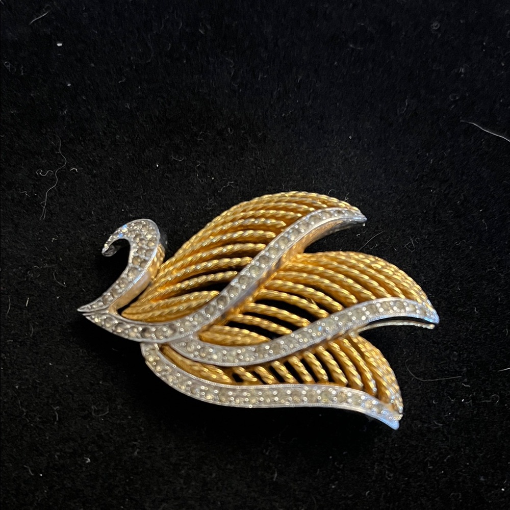 Swan-Inspired Gold and Silver Brooch